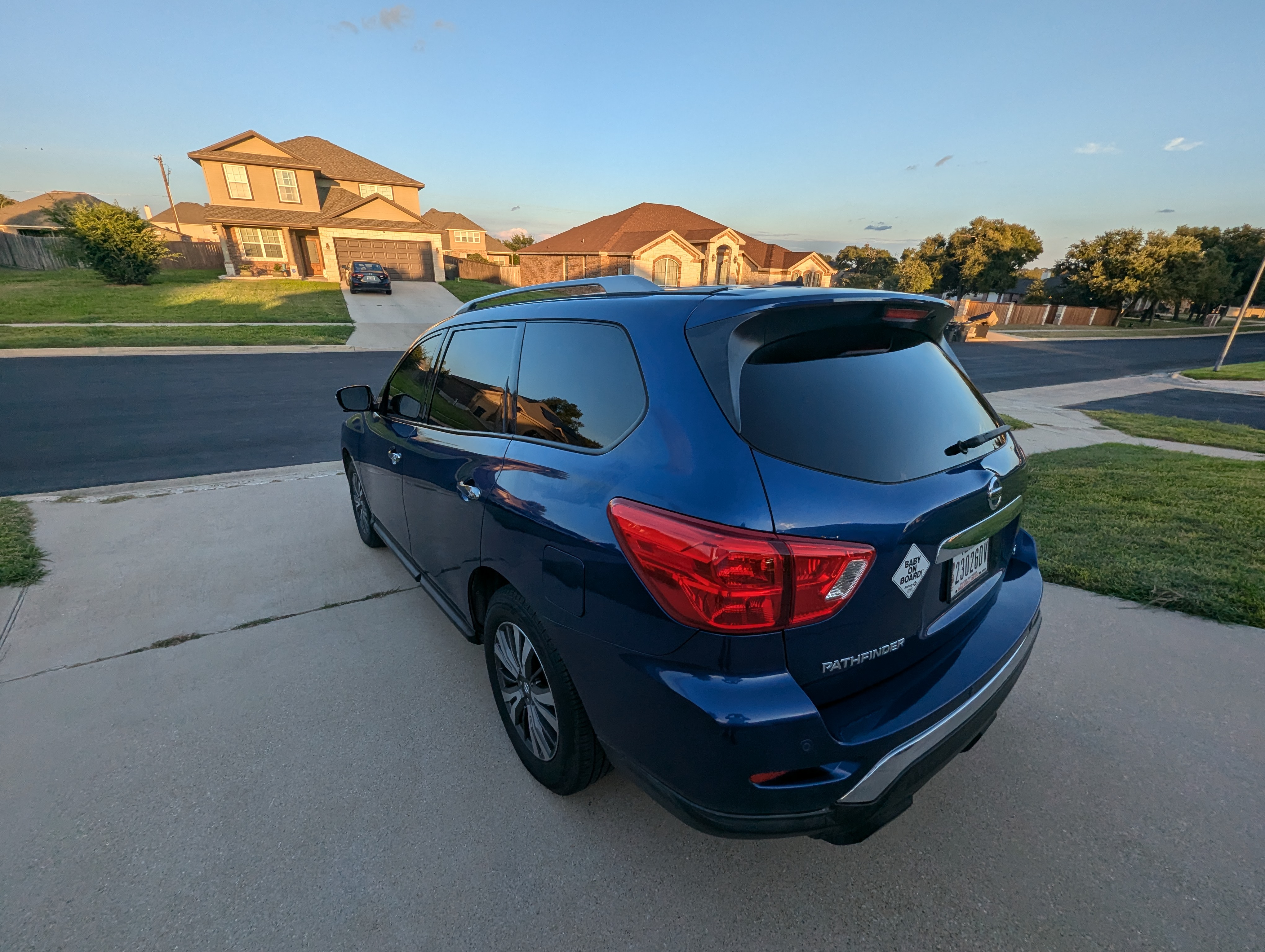 Detail of Chroma Elite window tint installation on a 2020 Nissan Pathfinder in Killeen, TX